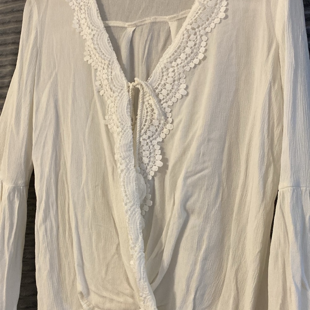 White Lace Trim Blouse - Picture 2 of 7